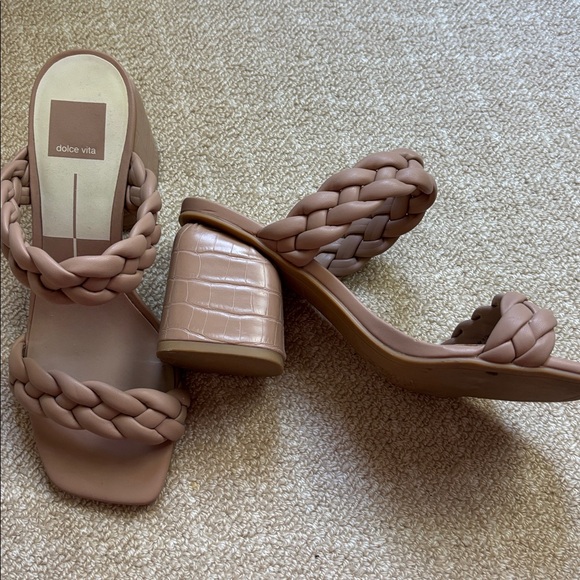Dolce Vita Women's Braided Beige Sandals - Picture 2 of 7